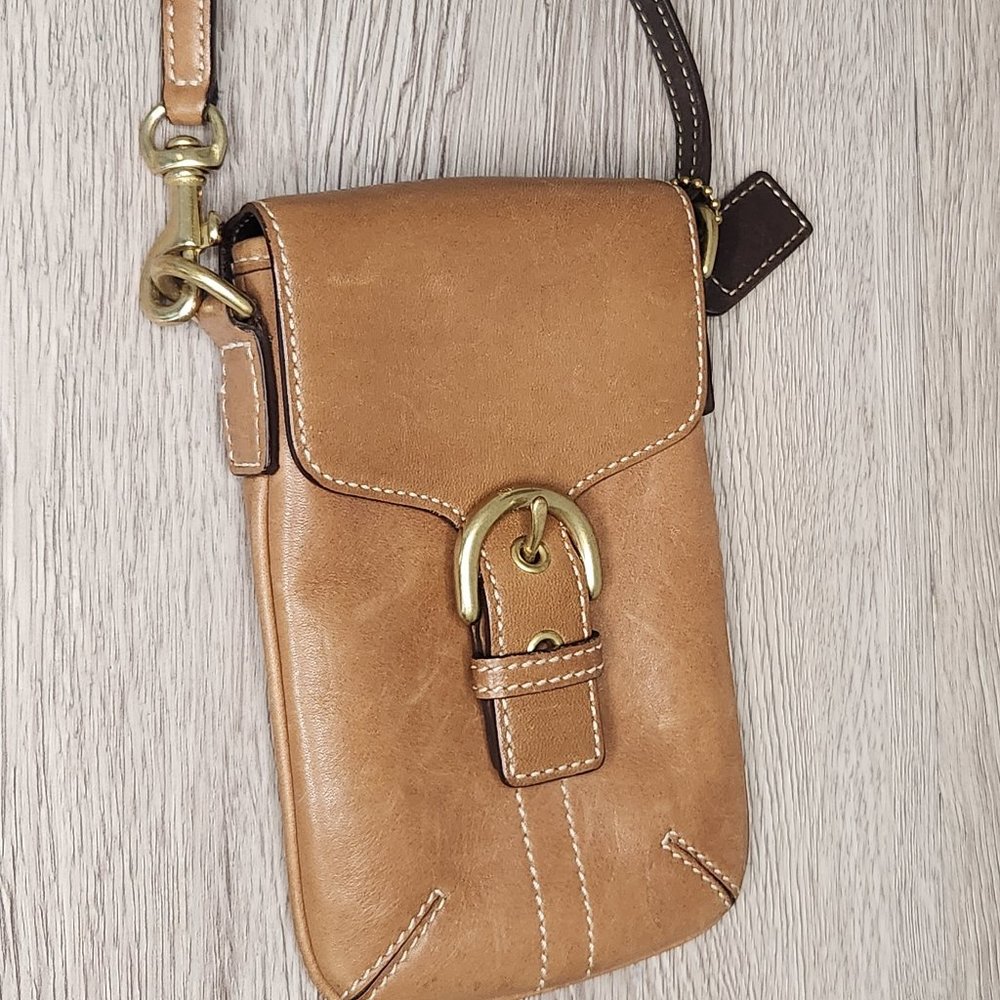 COACH Vintage Tan Leather (Cell Phone) Wristlet/Pouch